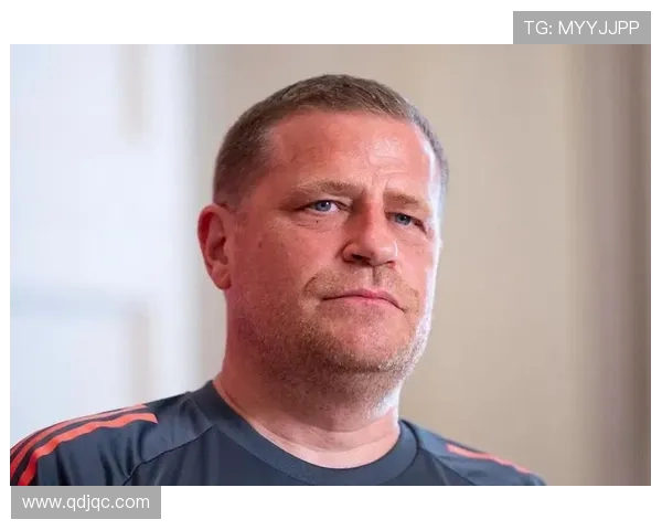 法尔克:帕续约谈判面临金钱难题 多家豪门瞄准他作为引援核心 法尔克:帕续约谈判面临金钱难题 多家豪门瞄准他作为引援核心