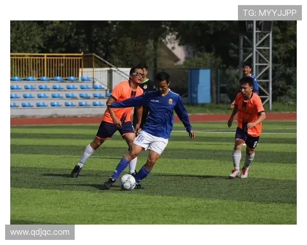 张瑷晖坚信未来校园足球将成为培养职业球员的重要摇篮 张瑷晖坚信未来校园足球将成为培养职业球员的重要摇篮