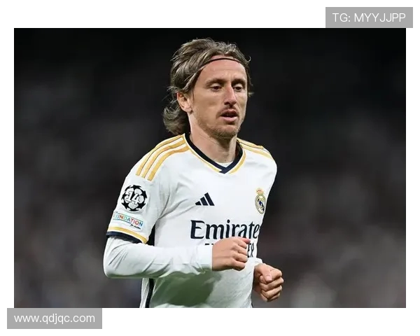 莫德里奇老当益壮新赛季意甲前8轮全勤首发表现令人惊叹 莫德里奇老当益壮新赛季意甲前8轮全勤首发表现令人惊叹