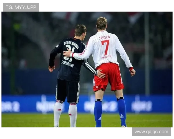 汉堡对沃尔夫斯堡 洛孔加卢卡武什科维奇首发 埃里克森阿诺德出战